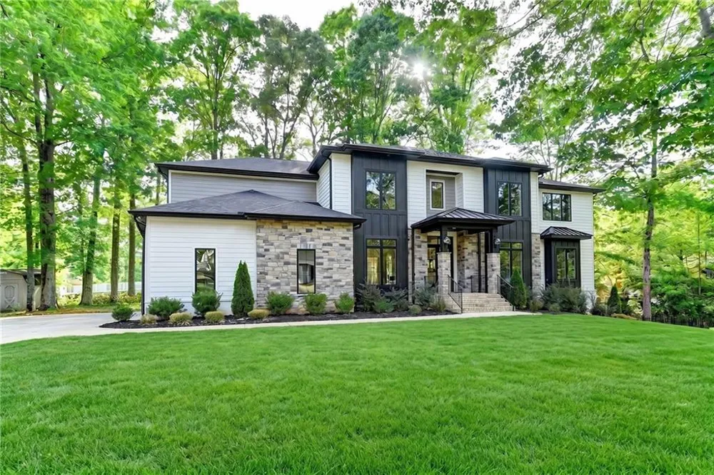 3740 Clubland Drive Marietta, GA 30068