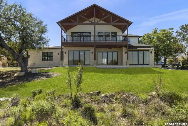1054 STAR RDG Spring Branch, TX 78070