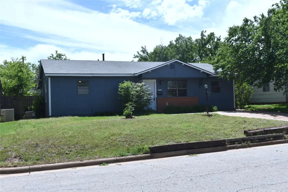 121 Dundee Drive Wichita Falls, TX 76302