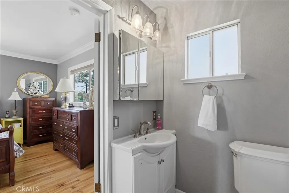 270 Riverview Oroville, CA 95966