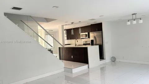 8195 NW 8th MANOR #3