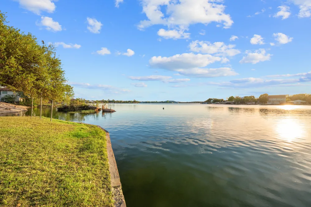 310 Castlehigh Drive Granite Shoals, TX 78654