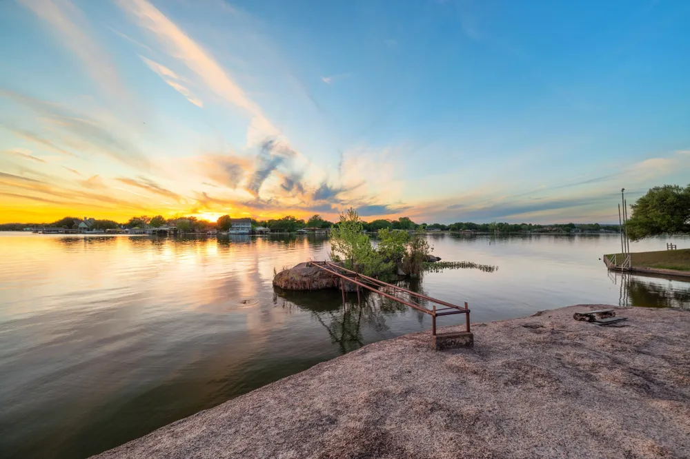 310 Castlehigh Drive Granite Shoals, TX 78654