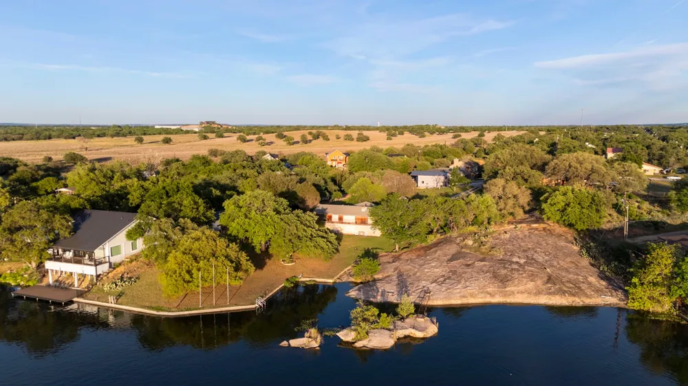310 Castlehigh Drive Granite Shoals, TX 78654