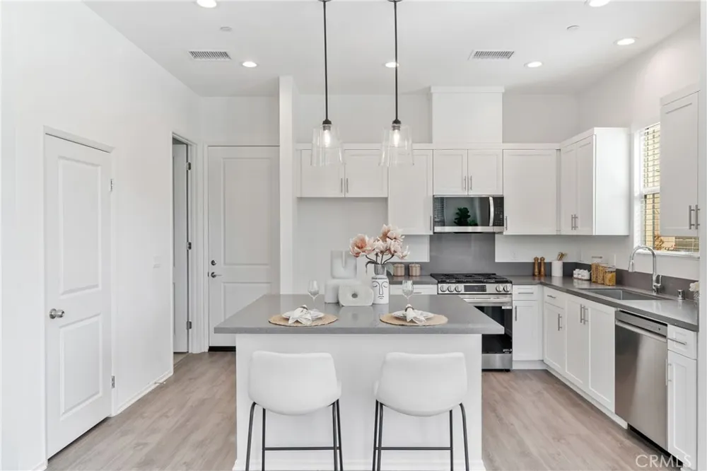 818 Francesca Dr Walnut, CA 91789