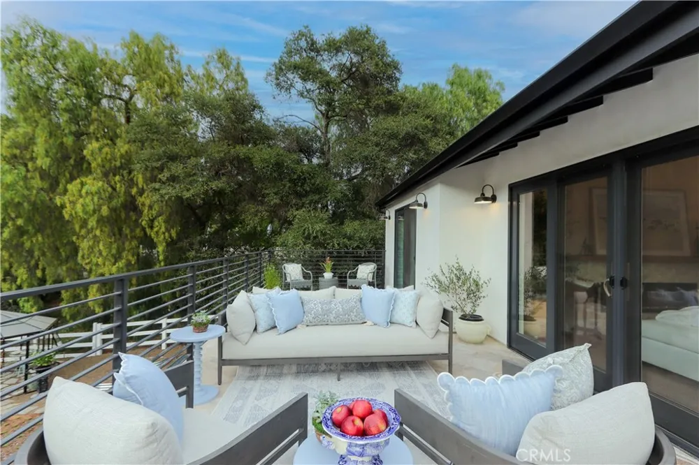 2533 Palos Verdes Drive North Rolling Hills Estates, CA 90274