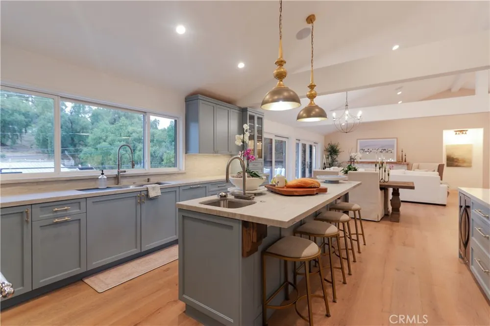 2533 Palos Verdes Drive North Rolling Hills Estates, CA 90274