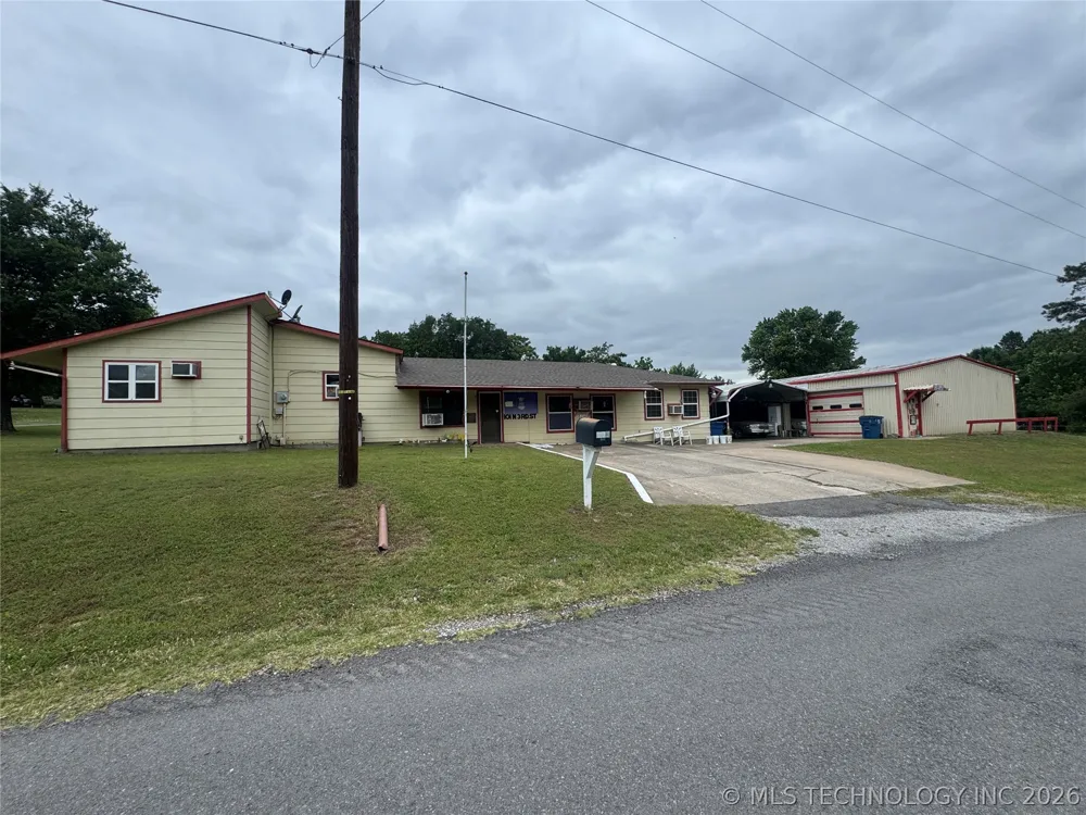 101 3rd Street Hartshorne, OK 74547