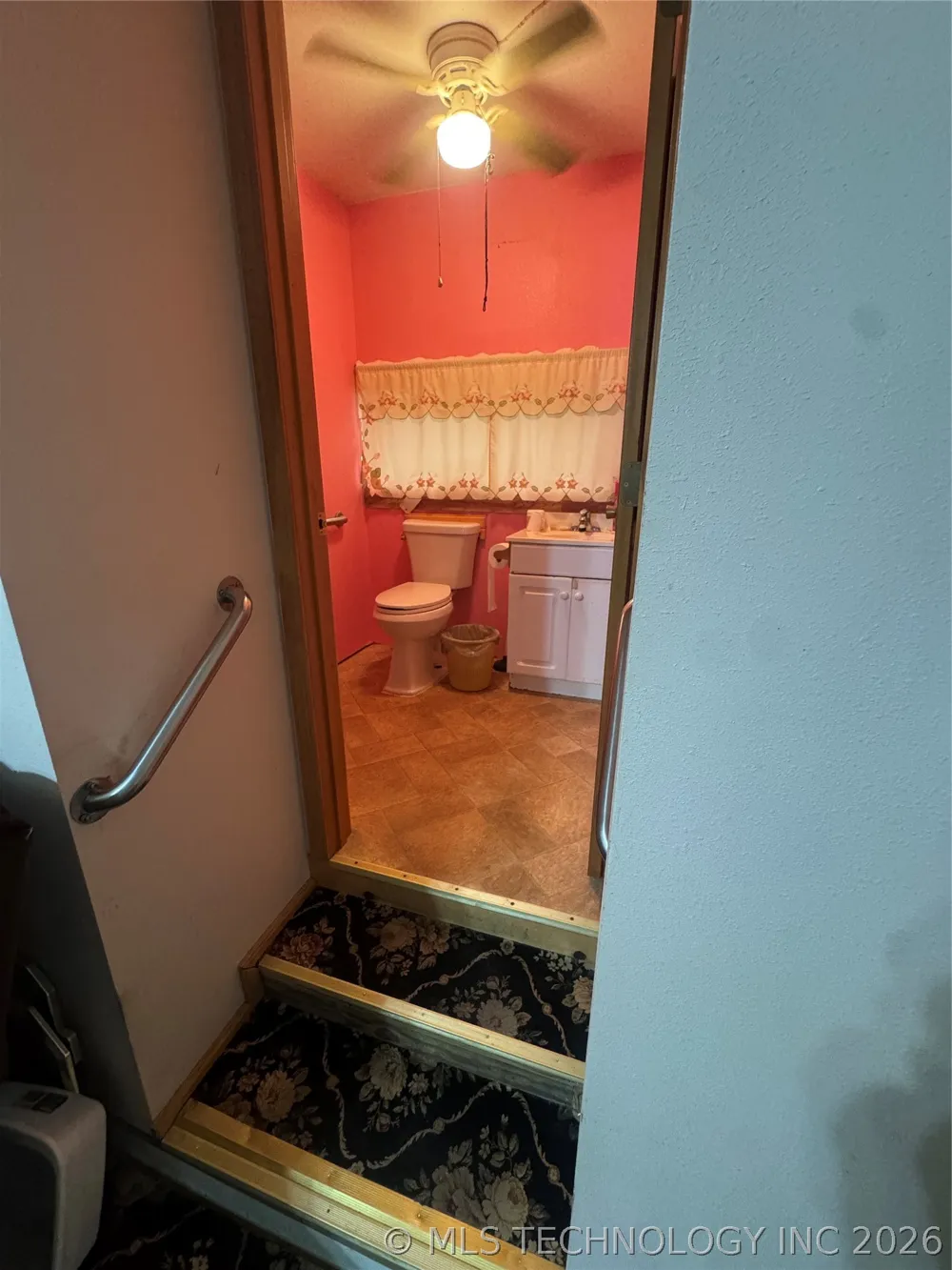 101 3rd Street Hartshorne, OK 74547