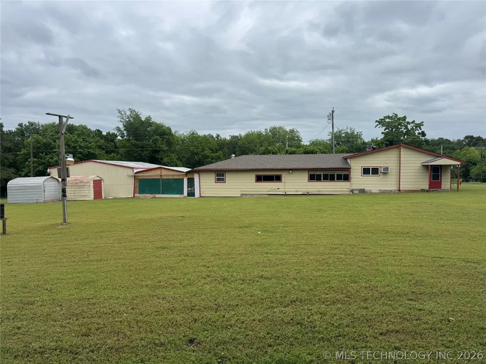 101 3rd Street Hartshorne, OK 74547