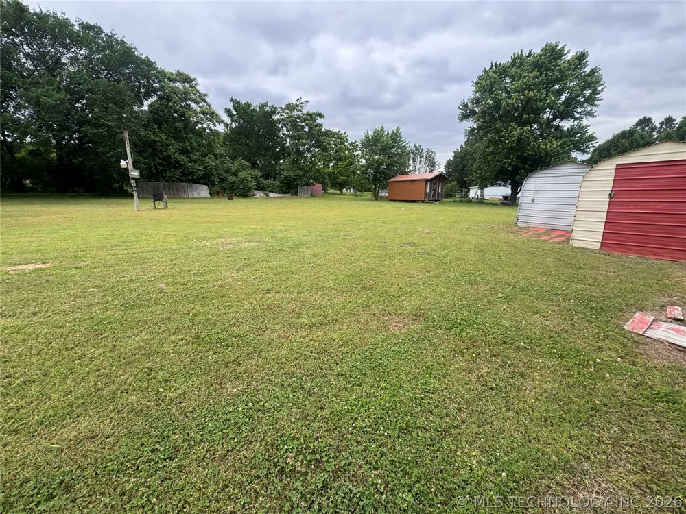 101 3rd Street Hartshorne, OK 74547