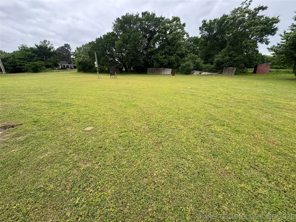 101 3rd Street Hartshorne, OK 74547