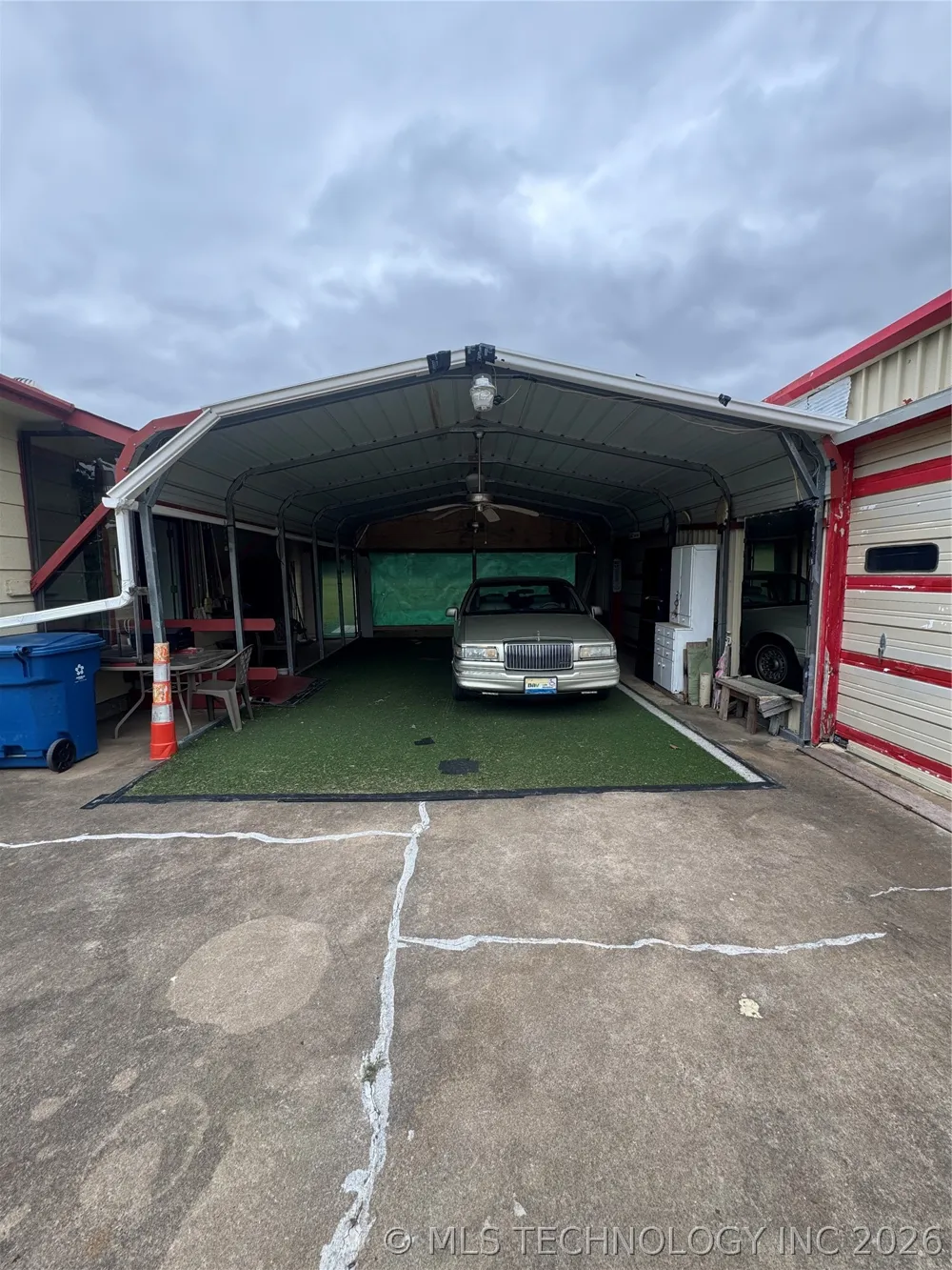 101 3rd Street Hartshorne, OK 74547