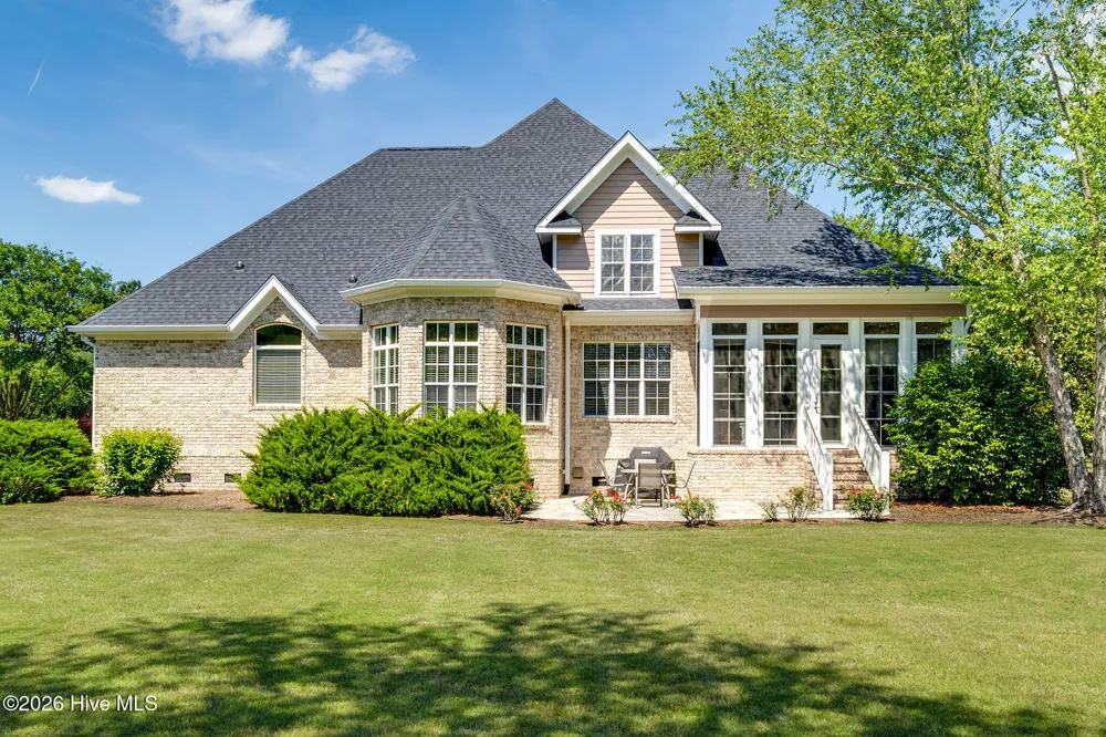 150 Red Fox Run Drive Wallace, NC 28466