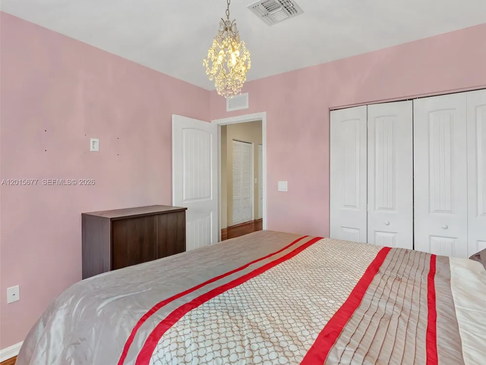 1410 NW 214th Ter Miami Gardens, FL 33169