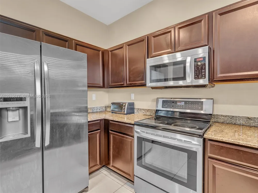 1410 NW 214th Ter Miami Gardens, FL 33169