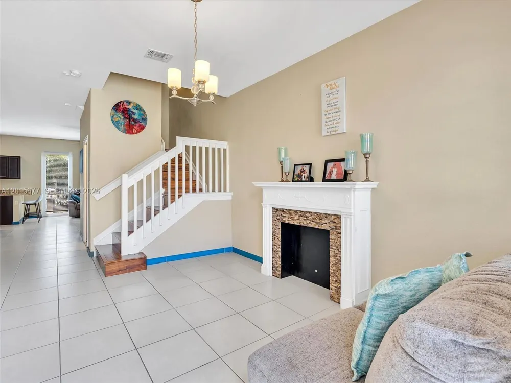 1410 NW 214th Ter Miami Gardens, FL 33169