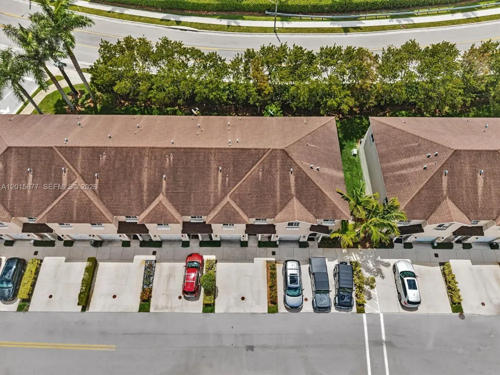 1410 NW 214th Ter Miami Gardens, FL 33169