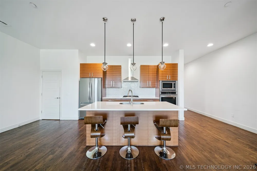 1137 E 7th Street #B Tulsa, OK 74120