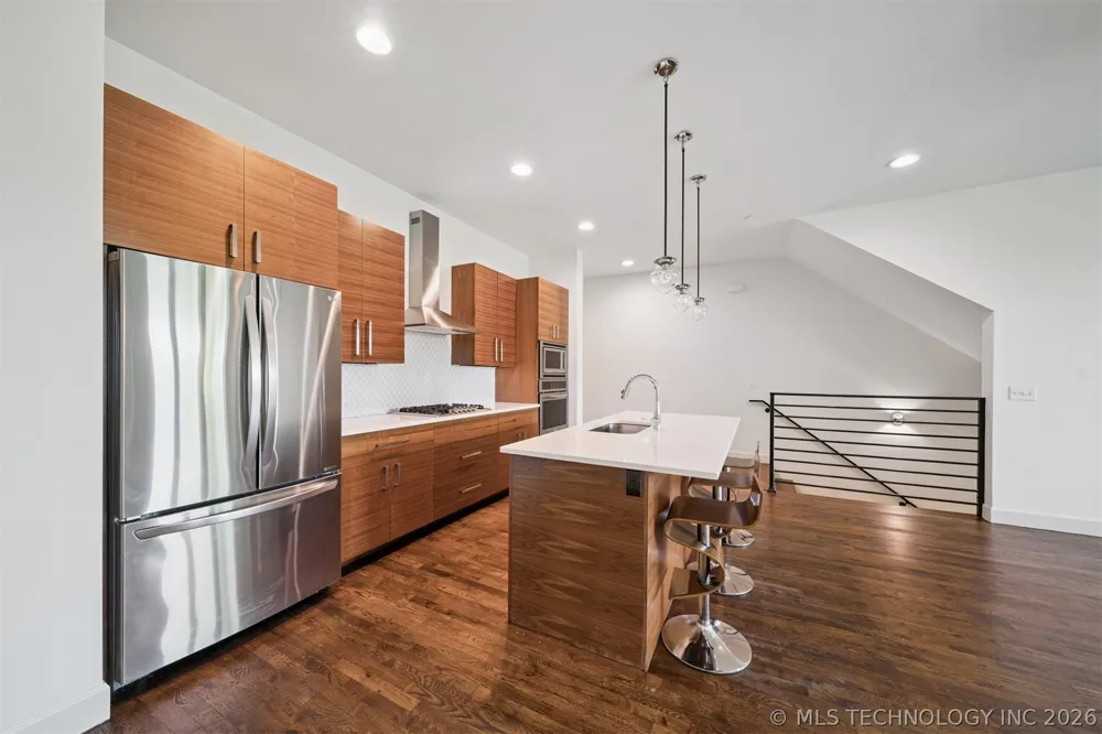 1137 E 7th Street #B Tulsa, OK 74120