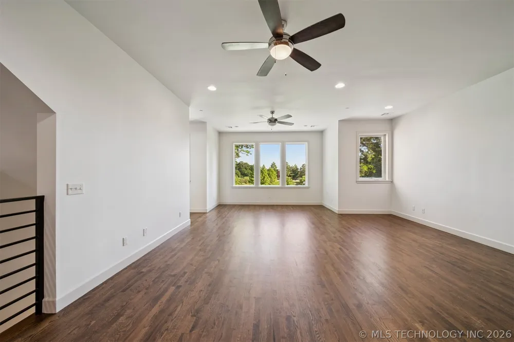 1137 E 7th Street #B Tulsa, OK 74120