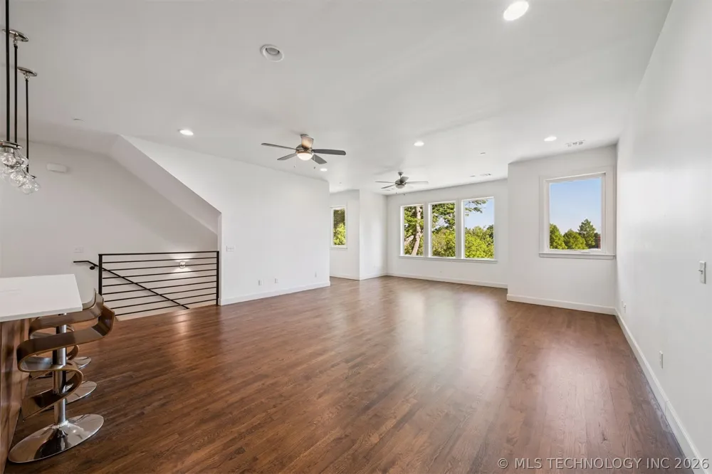 1137 E 7th Street #B Tulsa, OK 74120