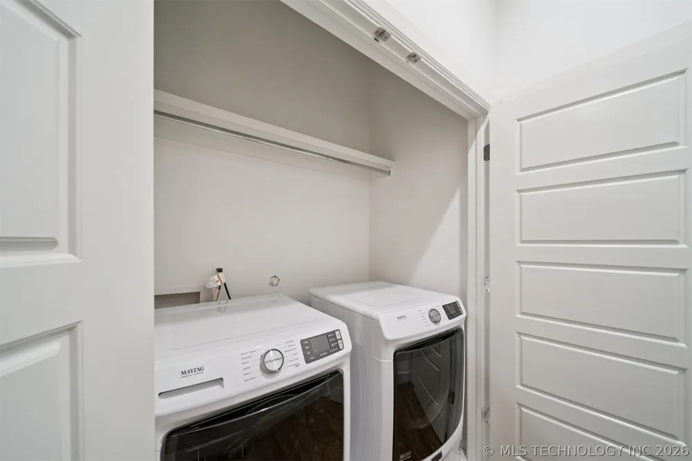 1137 E 7th Street #B Tulsa, OK 74120