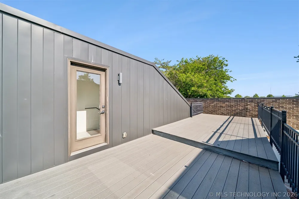 1137 E 7th Street #B Tulsa, OK 74120