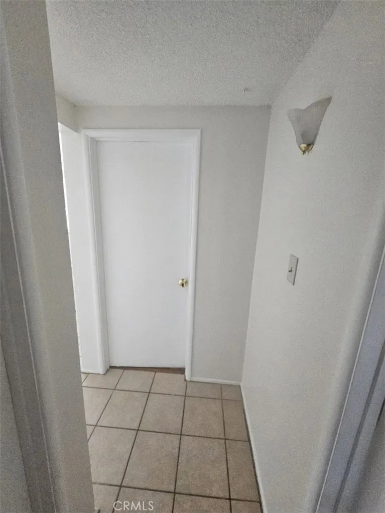 6445 Palm View 29 Palms, CA 92277