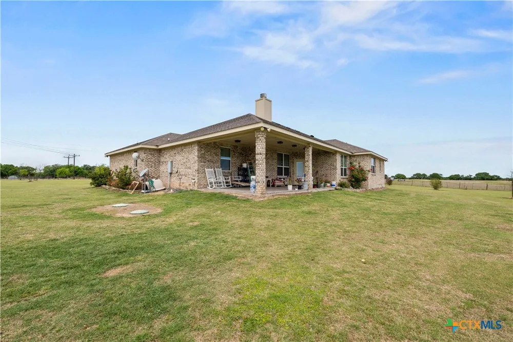 118 County Road 274 Gatesville, TX 76528