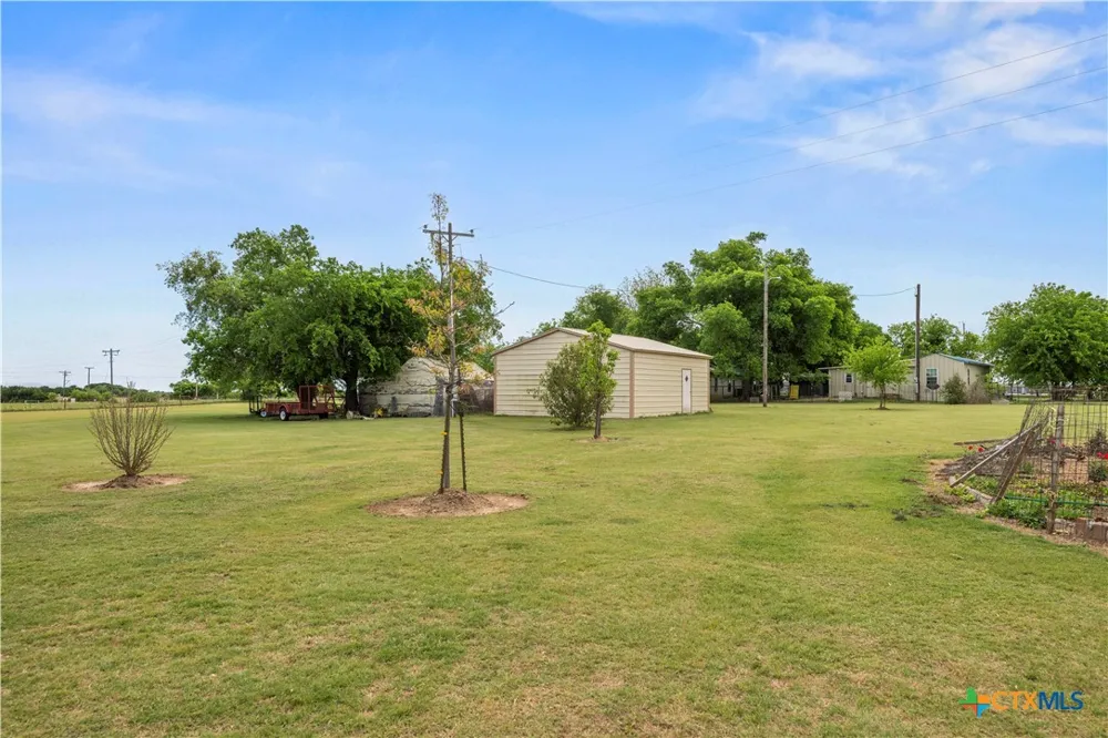 118 County Road 274 Gatesville, TX 76528