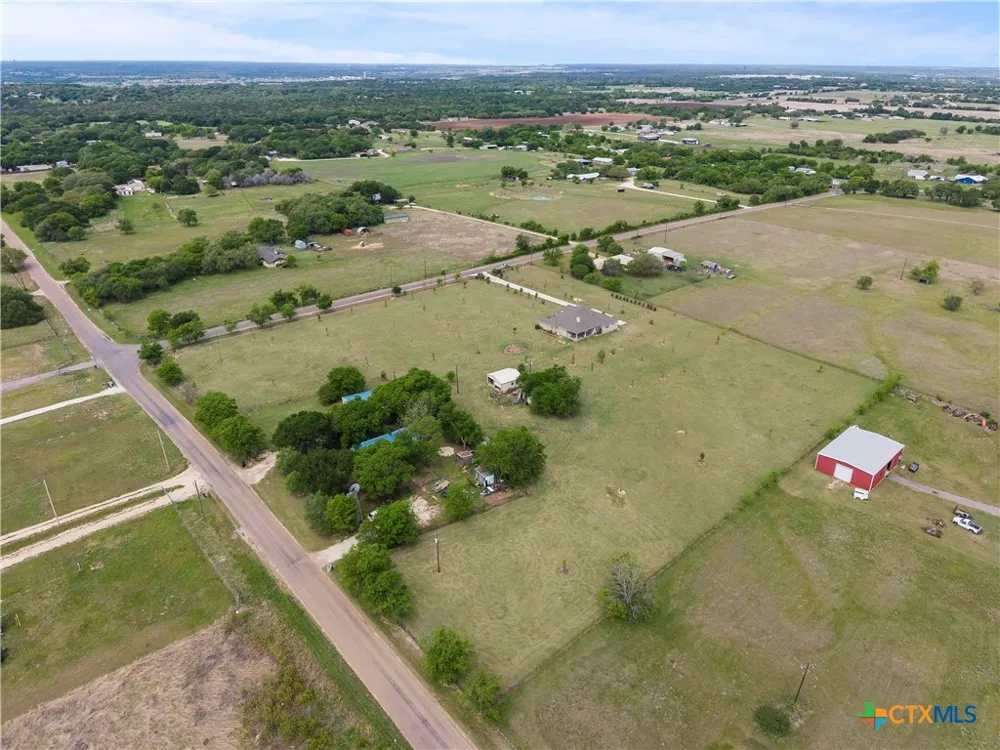 118 County Road 274 Gatesville, TX 76528