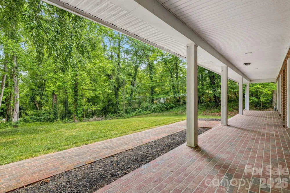 35 Byrd Road Candler, NC 28715