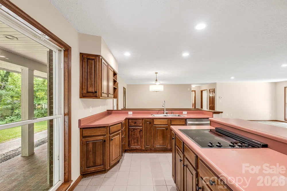 35 Byrd Road Candler, NC 28715