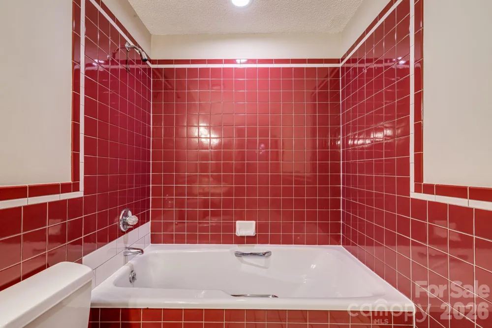 35 Byrd Road Candler, NC 28715