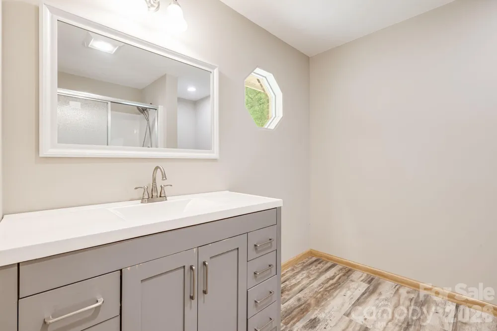 35 Byrd Road Candler, NC 28715