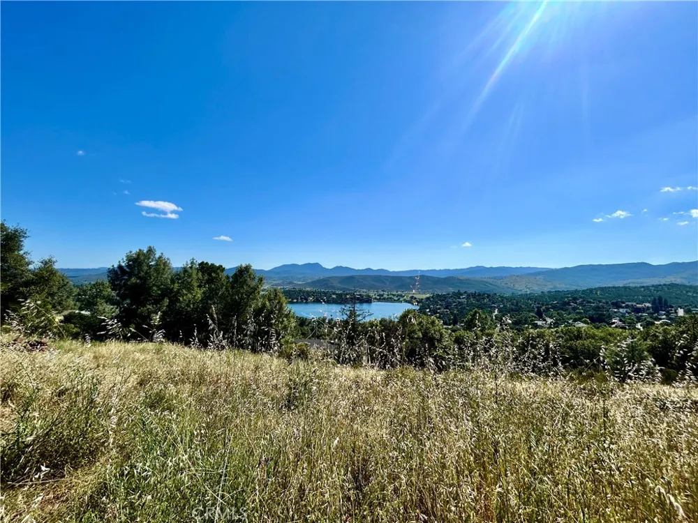 18716 Fernwood Hidden Valley Lake, CA 95467