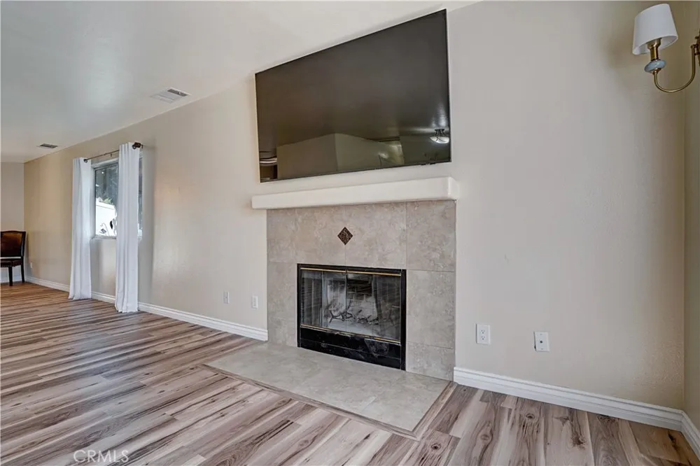 22196 Hoofbeat Way Canyon Lake, CA 92587