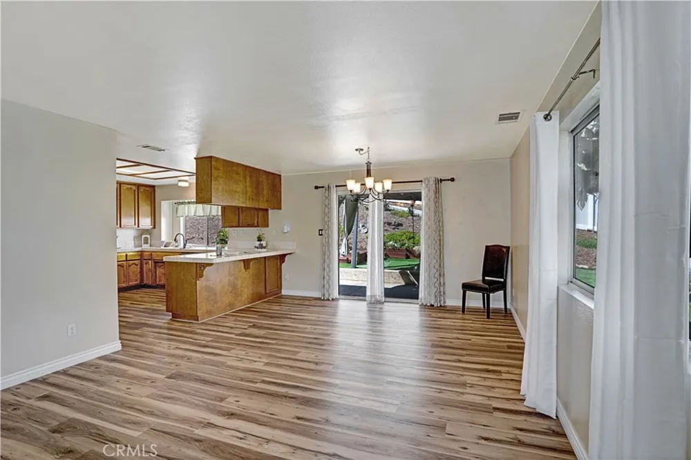 22196 Hoofbeat Way Canyon Lake, CA 92587