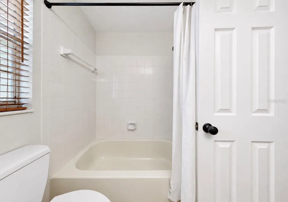 2316 FLETCHERS POINT CIRCLE Tampa, FL 33613