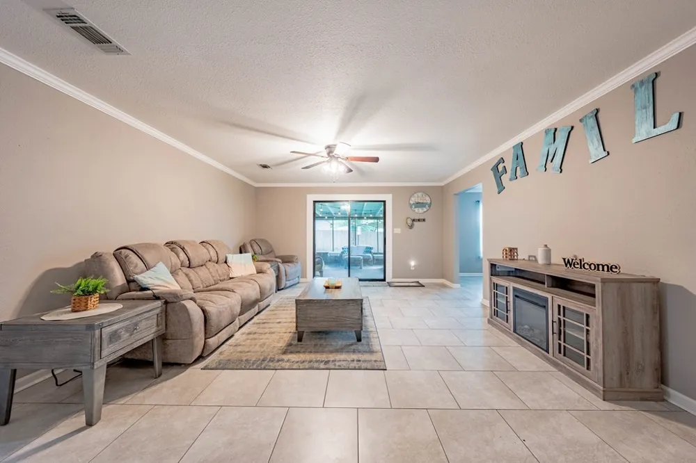 128 Hilltop Drive Trinidad, TX 75163
