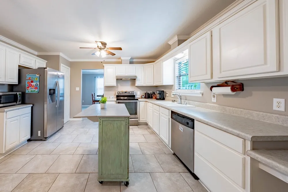 128 Hilltop Drive Trinidad, TX 75163