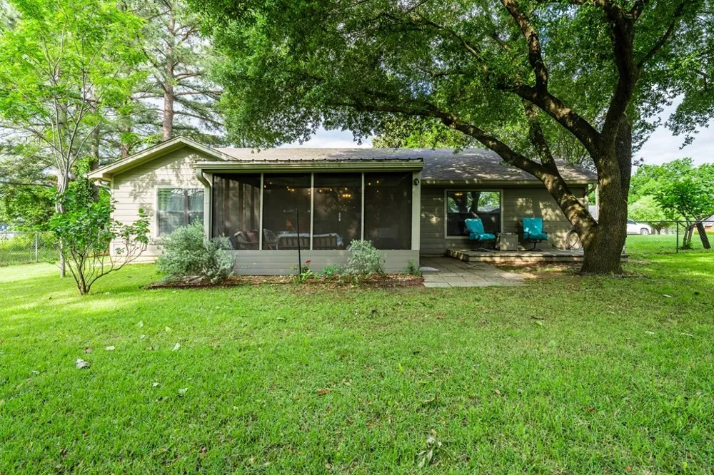 128 Hilltop Drive Trinidad, TX 75163