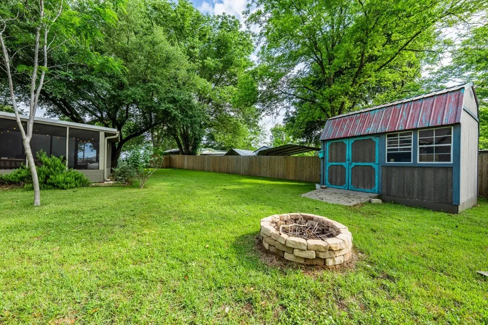 128 Hilltop Drive Trinidad, TX 75163