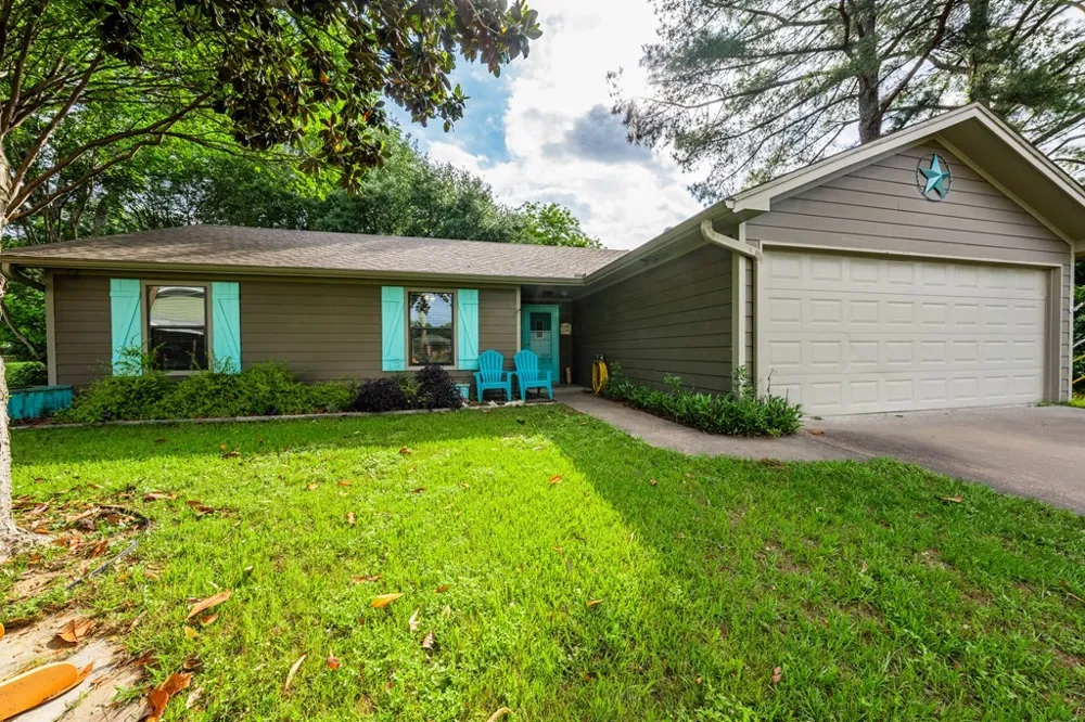 128 Hilltop Drive Trinidad, TX 75163