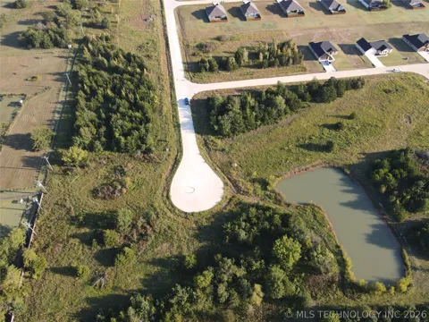 98 Royal Oak Drive
