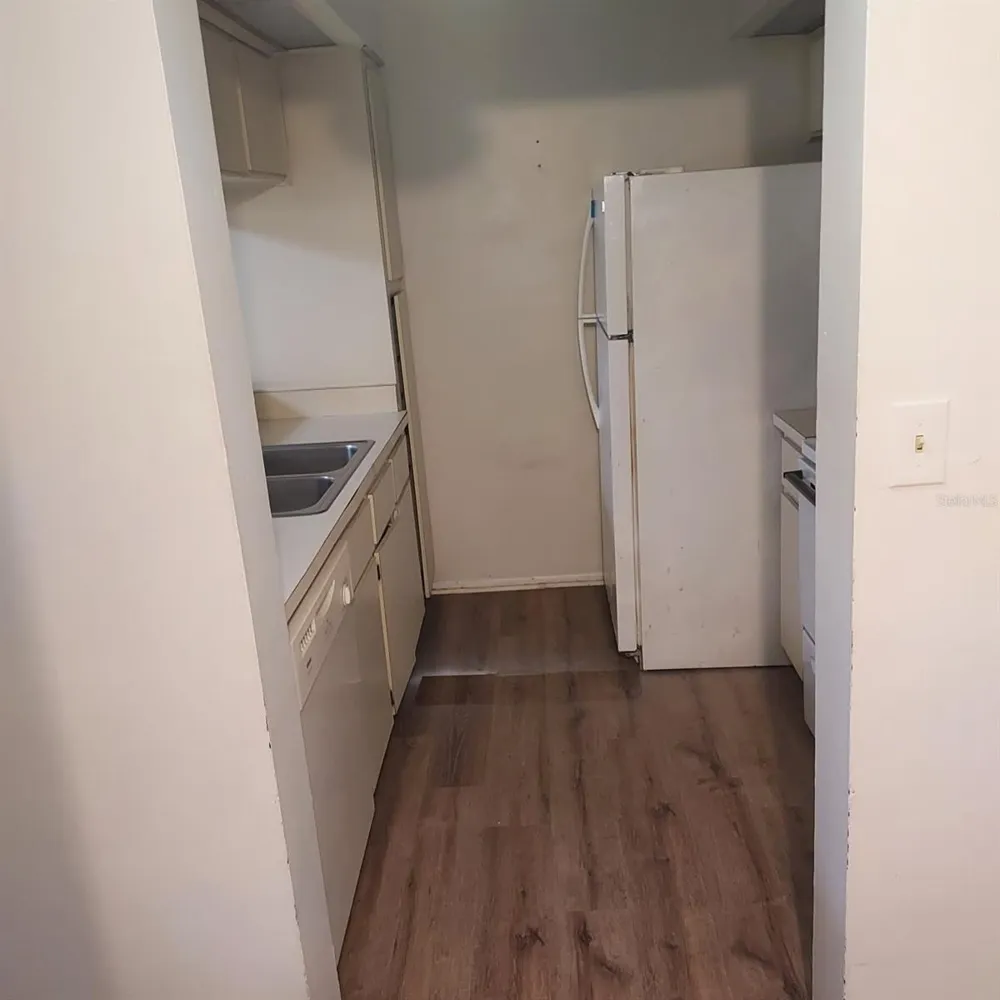 14111 MOSSY GLEN LANE #101C Tampa, FL 33613