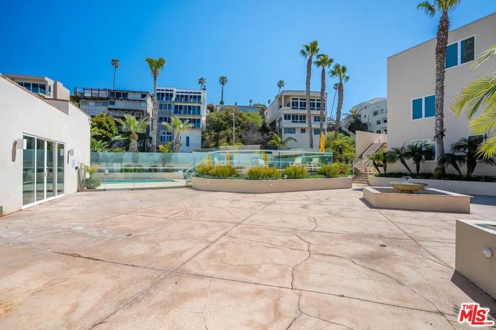 7301 Vista Del Mar #B105 Playa del Rey, CA 90293