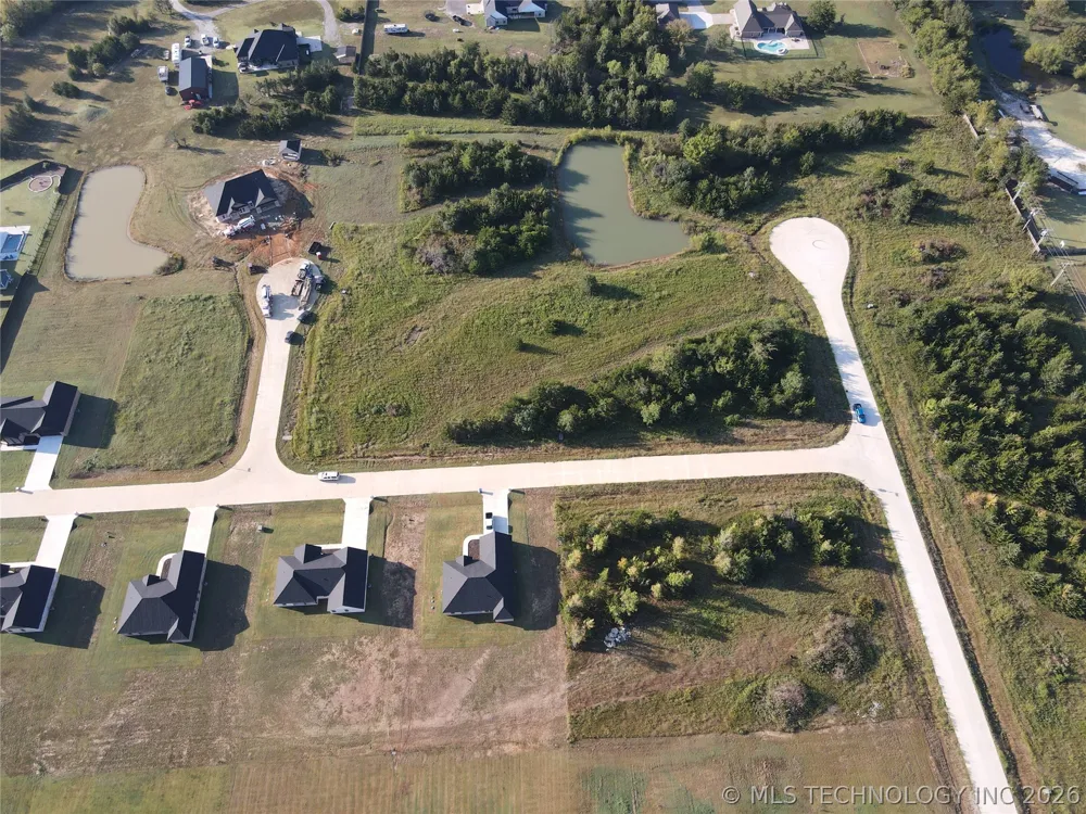 97 Maple Leaf Drive Durant, OK 74701