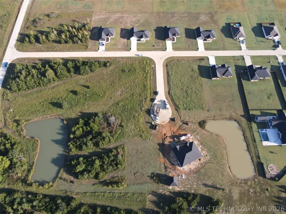 97 Maple Leaf Drive Durant, OK 74701